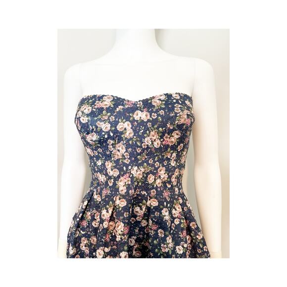 Sans Souci Sweetheart Neckline Strapless Floral Stretch Mini Dress - Picture 2 of 5